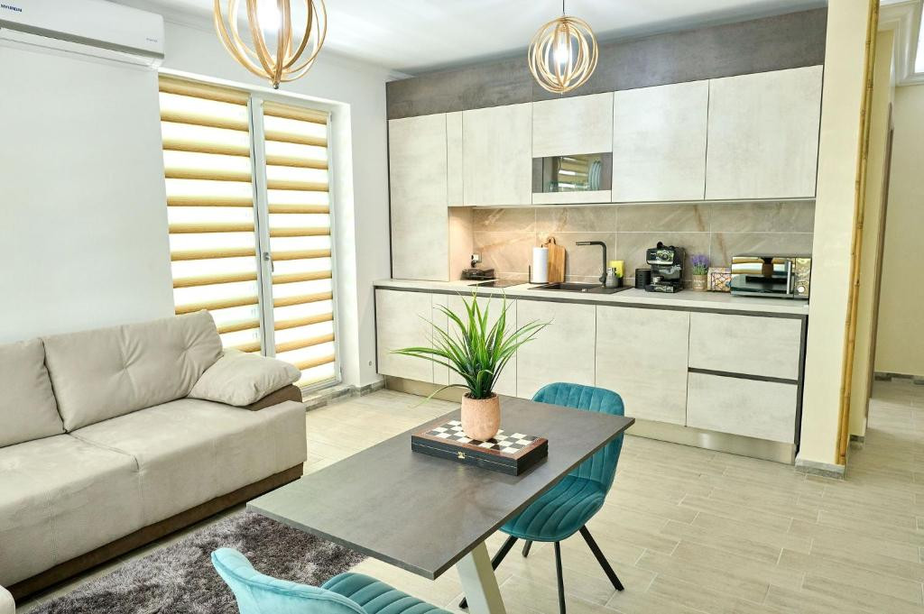 Vanzare Apartament 3 camere - PROMENADA, MAMAIA NORD - DSC_98613