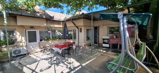 Vanzare Casa 100 m&sup2; - Central, Ovidiu